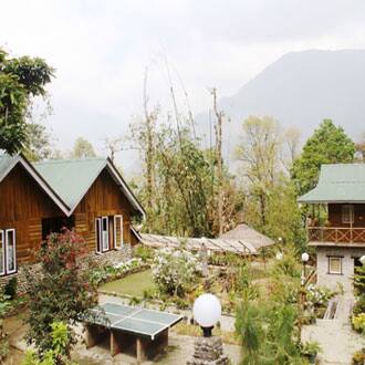 Cherry Village Homestay Resort, Pelling 1